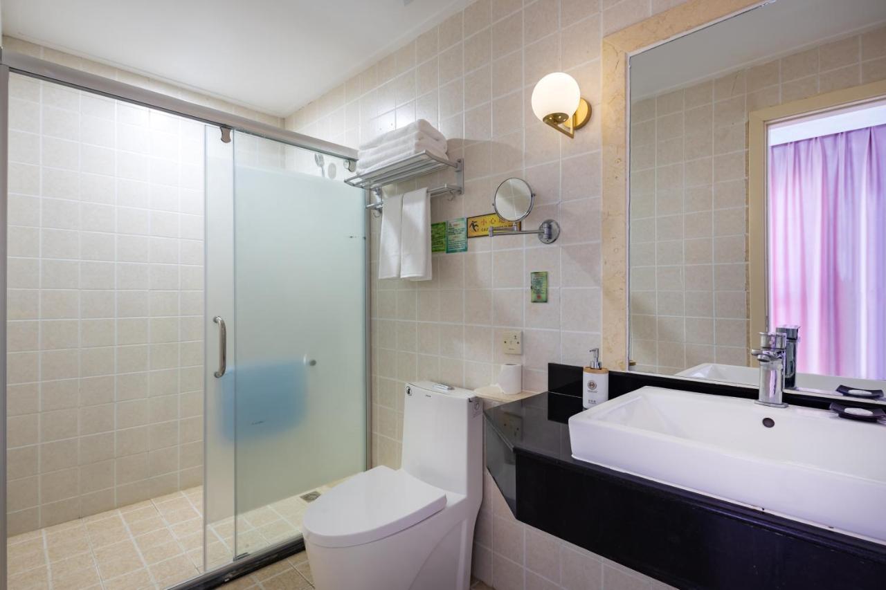 Wenhao Seaview Hotel Санья Экстерьер фото